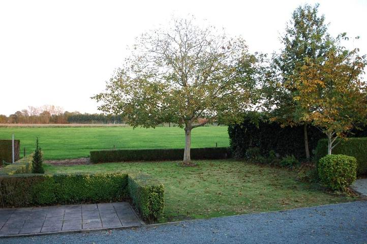 Location de vacances pour 6 personnes, avec vue ainsi que jardin et terrasse à Zele - 4