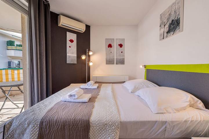 Gîte pour 6 personnes, avec balcon et piscine dans Parc de Vaugrenier - 4