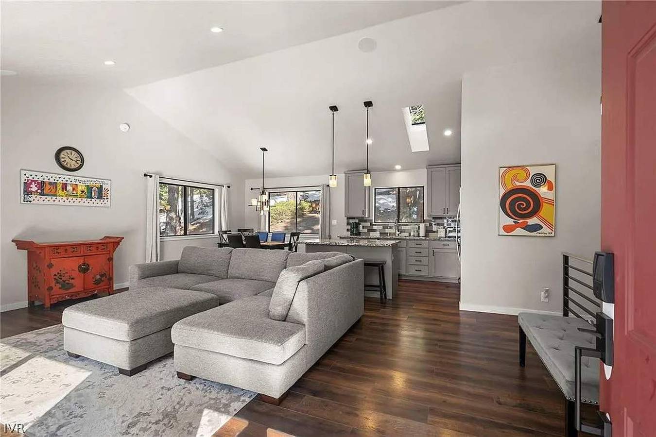 Cozy Spacious 4Bd Modern Mountain Home in Diamond Peak, Lake Tahoe