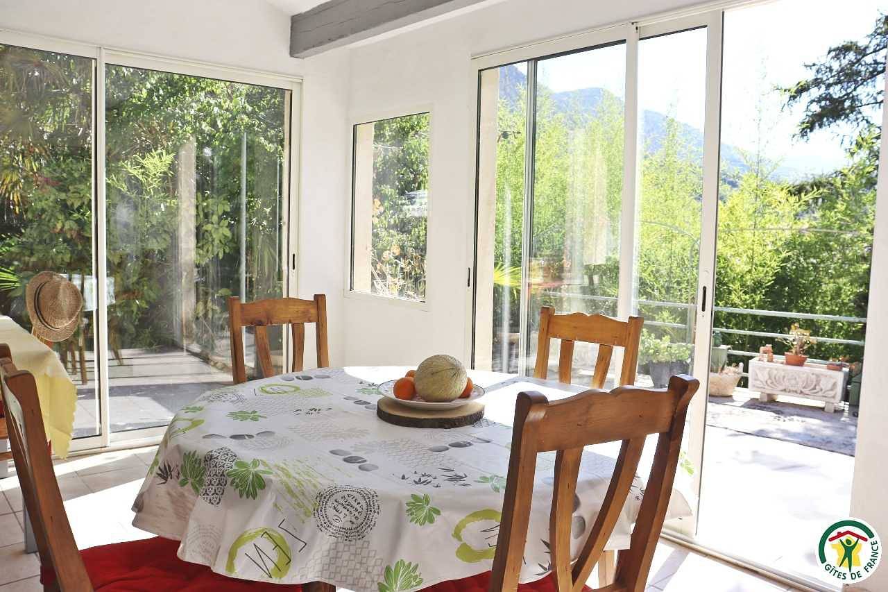 Magnolia in Buis-les-Baronnies, Nyons region