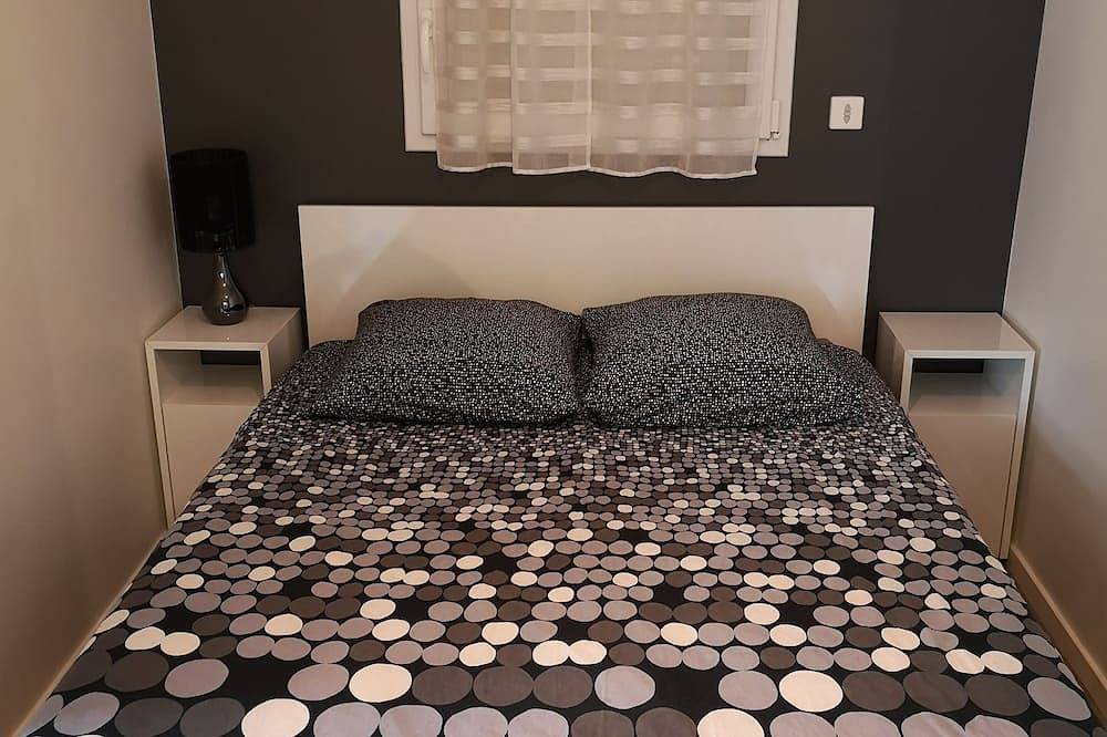 Entire apartment, 1 Bedroom Apartment in Fresnes in Fresnes, Val-de-Marne