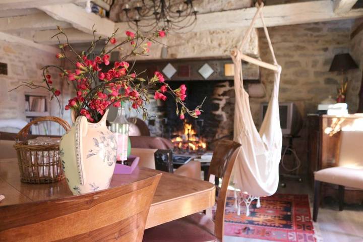 Chambre d’hôte pour 2 personnes, avec Terrasse ainsi que Jacuzzi et Jardin