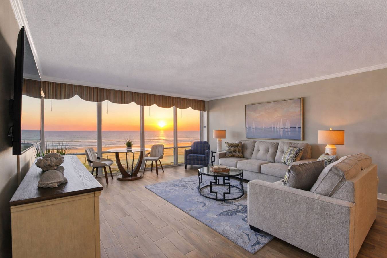 Apartamento entero, Beachfront Condo/ Pool/ Surfing/ Fishing Ew 204 in Virginia Beach