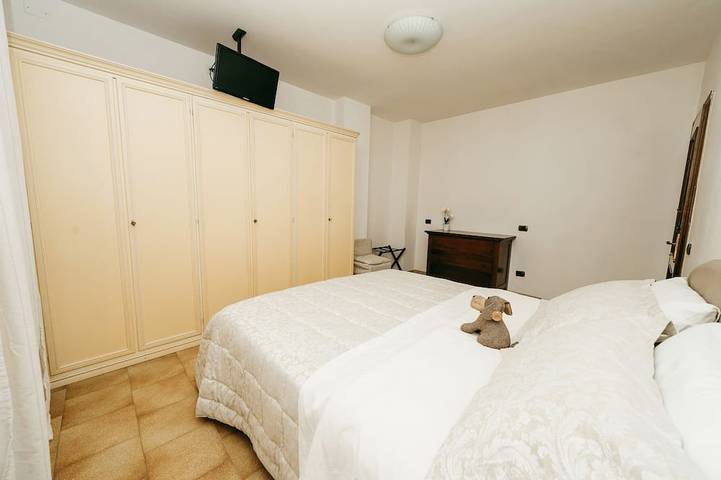 Appartement entier, (free Wi-Fi, Parking, Smart Tv, Air-Conditioning) in Terni, Province de Terni