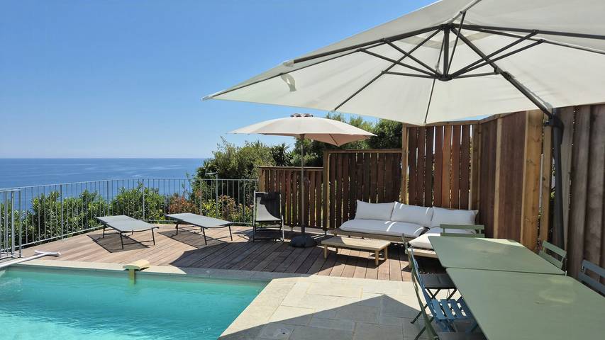 Location de vacances pour 8 personnes, avec terrasse, adapté aux familles à Brando