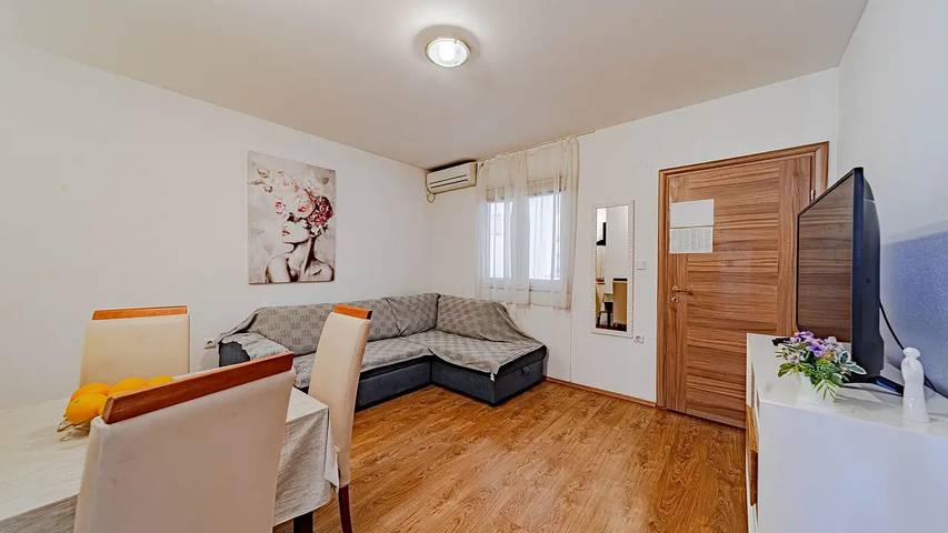 Gîte pour 4 personnes, avec terrasse dans Lastovo - 4