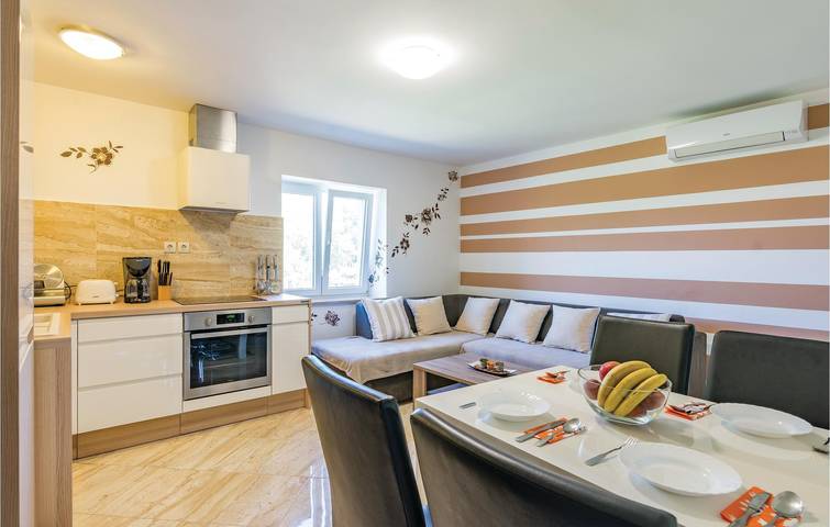 Ferienwohnung für 4 Personen, mit Ausblick und Terrasse in Sveti Petar u Šumi - 3