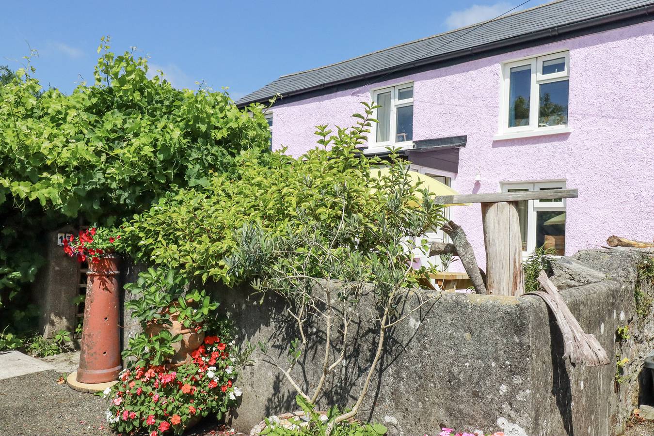 Brockstone Cottage in St Austell, Cornwall