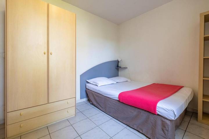 Location de vacances pour 2 personnes, avec terrasse dans Office De Tourisme D Avignon - 4