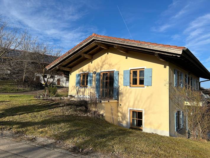 Ferienwohnung für 6 Personen, mit Balkon und Terrasse in Tittmoning