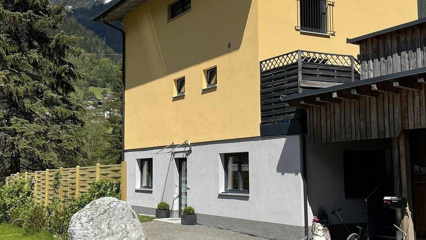Ferienwohnung für 6 Personen, mit Garten und Pool, mit Haustier im Montafon