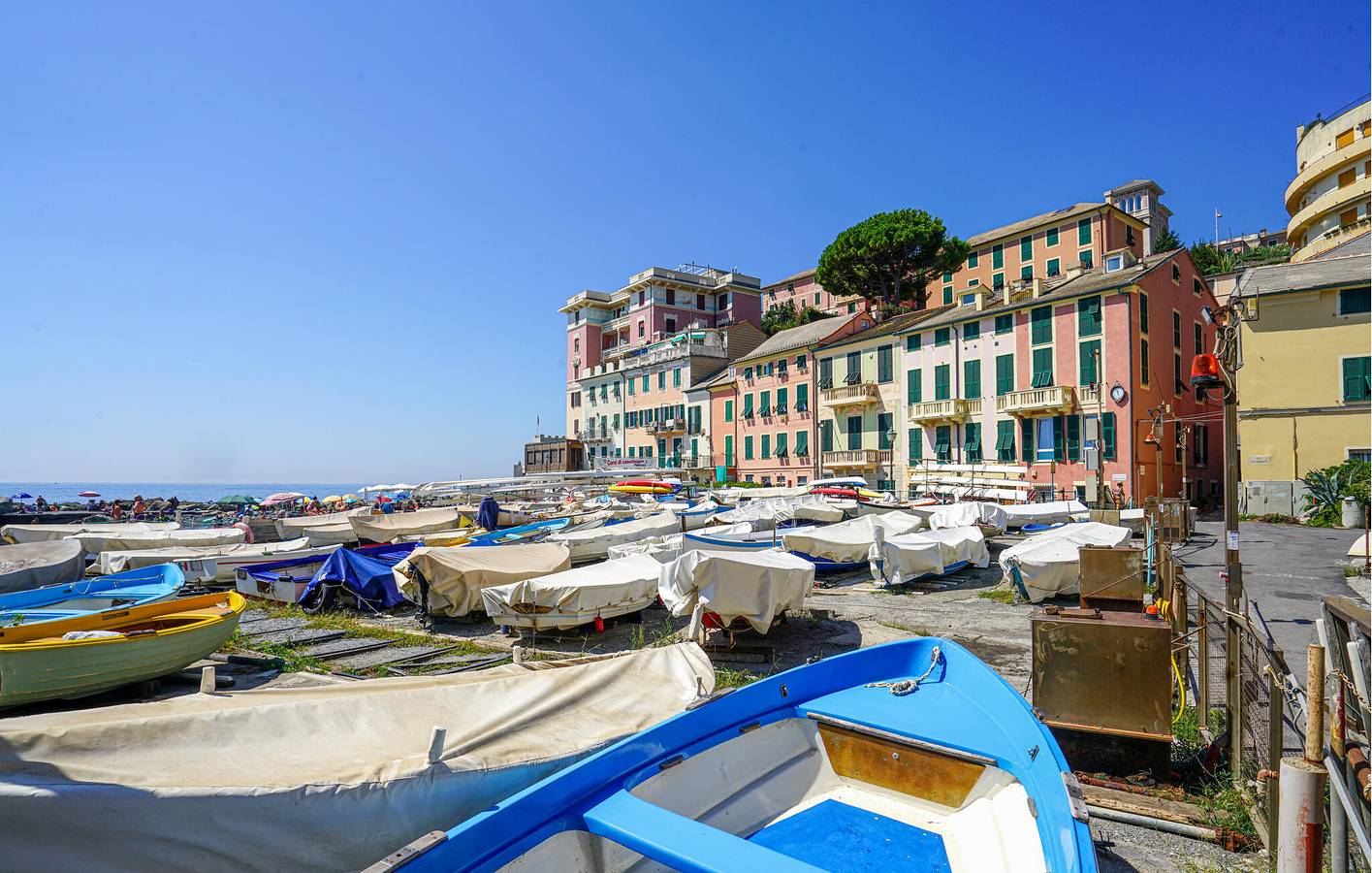 Apartamento vacacional entero, Acogedor apartamento cerca de la playa con terraza y aparcamiento in San Salvatore, Cogorno