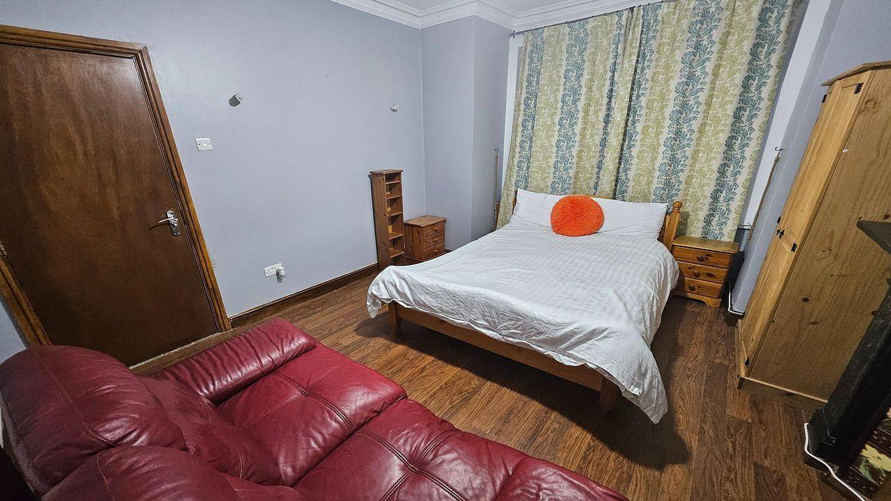 Appartement de vacances entier, Ferienwohnung für 2 Personen (11 m²) in Slough in Slough, Berkshire
