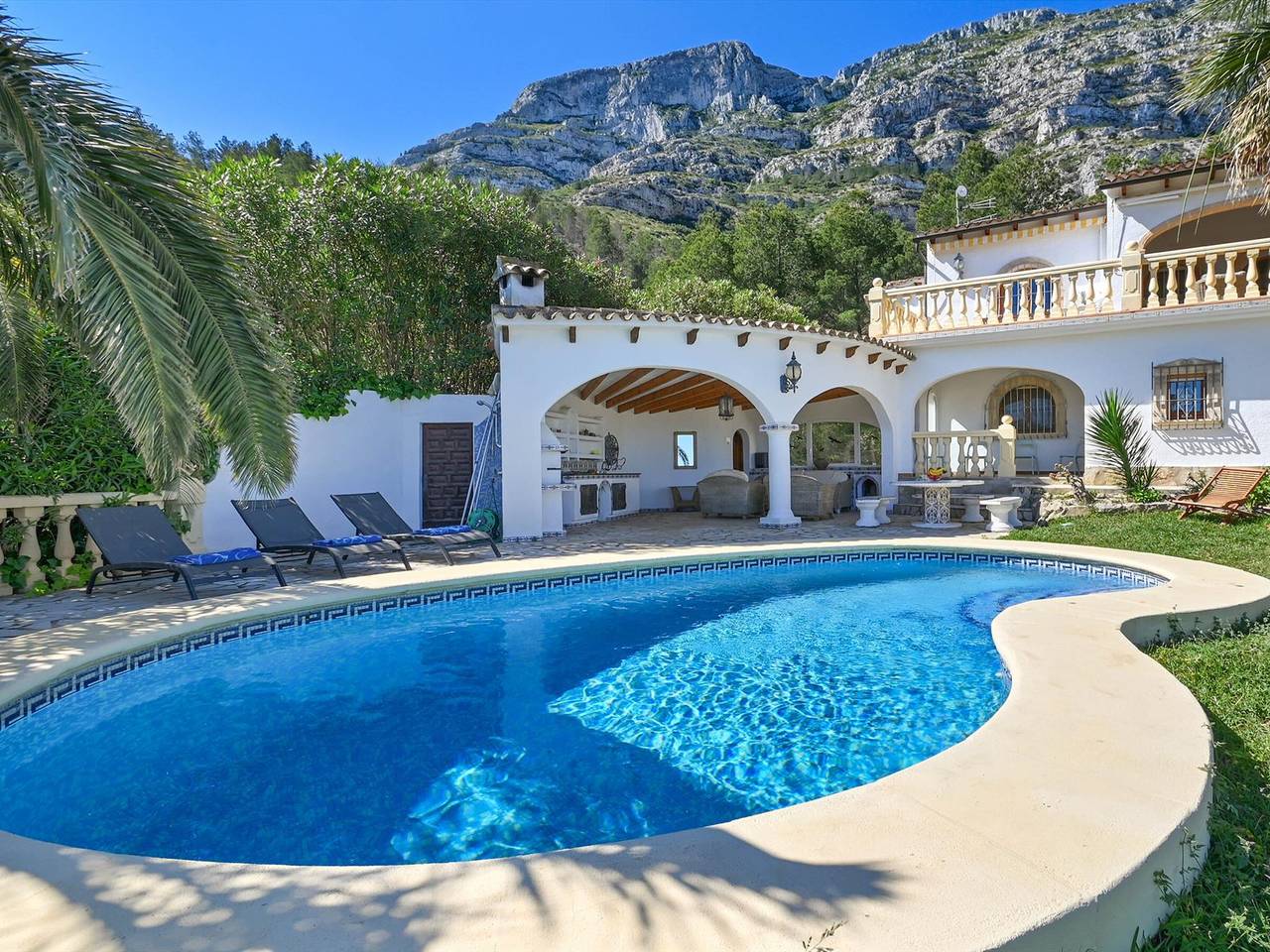 Komfortable Villa mit privatem Pool, Klimaanlage und Wifi in Denia in Montgo, Dénia