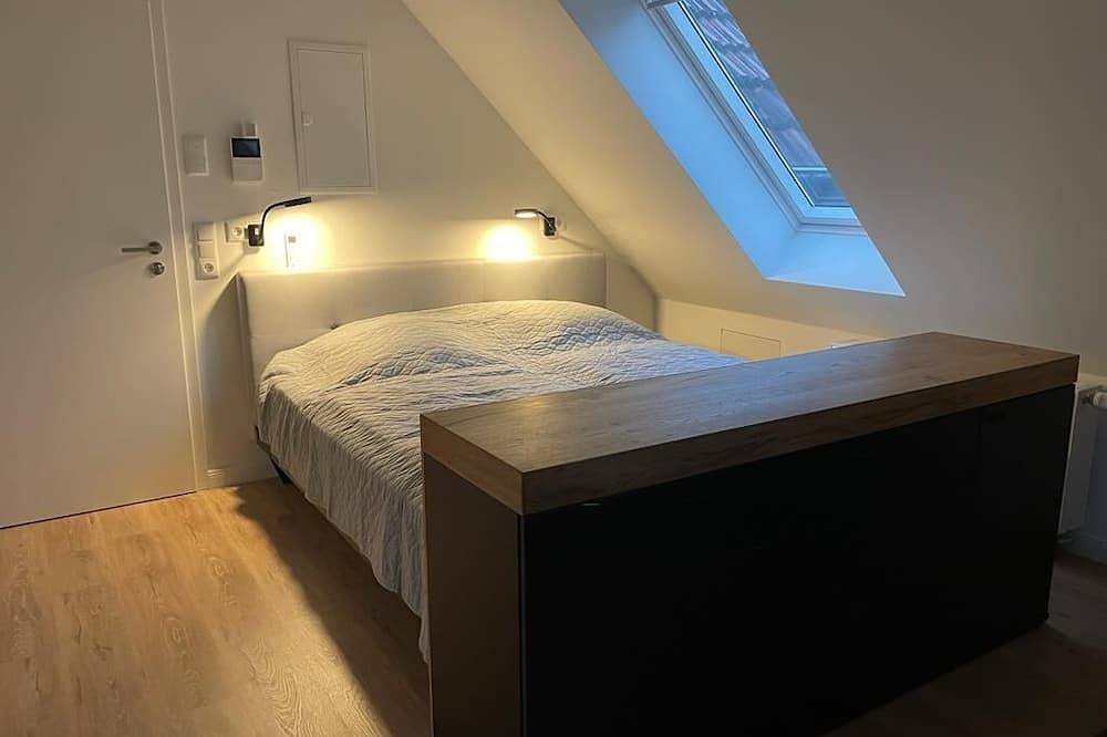 Ganze Wohnung, Charmante Jugendstill-Villa. Komplett saniert & neu eingerichtet im Sommer 2023 in Bückeburg, Landkreis Schaumburg