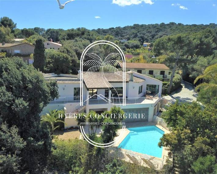 Villa für 10 Personen, mit Balkon und Terrasse sowie Garten und Pool in La Madrague