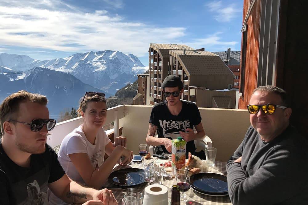 Entire apartment, Mon Tout Cosy ⛷Pied des pistes (piscine/sauna) Alpe d'huez in L'Alpe d'Huez, Écrins National Park