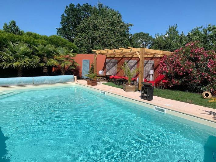 Location de vacances pour 10 personnes, avec piscine ainsi que terrasse et jacuzzi dans Saint-Lumine-de-Coutais - 2