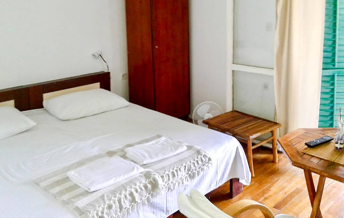Odmor na moru: Ugodan apartman s terasom, Wi-Fi-jem i parkingom u Podaci in Podaca, Makarska Riviera