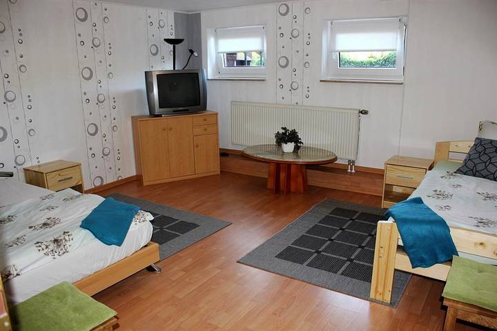 Ganze Ferienwohnung, Monteur-Fewo 1, 2 Schlafräume, 1-4 Pers. in Ribbesbüttel, Landkreis Gifhorn