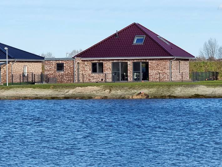 Ferienhaus mit Meerblick für 9 Personen, mit Terrasse und Garten sowie Pool und Ausblick