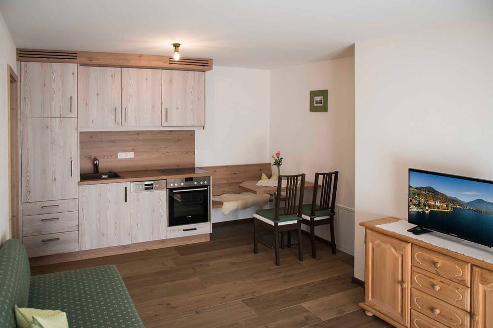 Appartement entier, Appartement 6 Resi Nouveau - Gästehaus Becher, Kreuth-Point in Kreuth, Alpes bavaroises