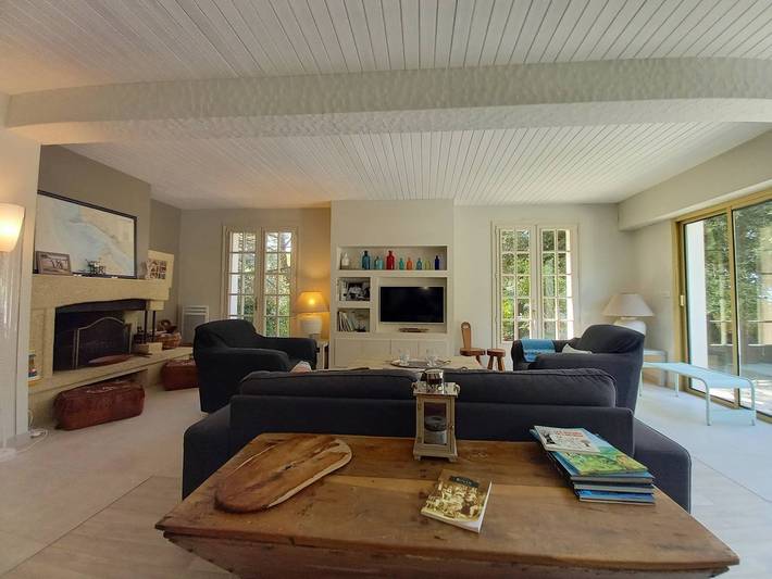 Location de vacances pour 10 personnes, avec jardin et terrasse dans Plage du Platin - 3