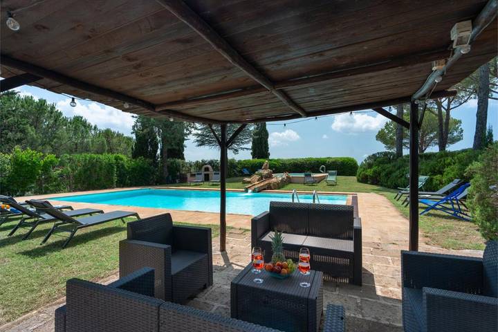Villa pour 12 personnes, avec Balcon et Jacuzzi ainsi que Terrasse et Jardin à Grosseto - 4