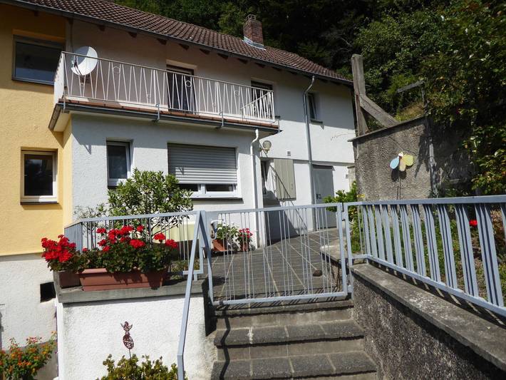 Ferienhaus für 6 Personen, mit Balkon und Ausblick sowie Garten, kinderfreundlich im Odenwald - 2