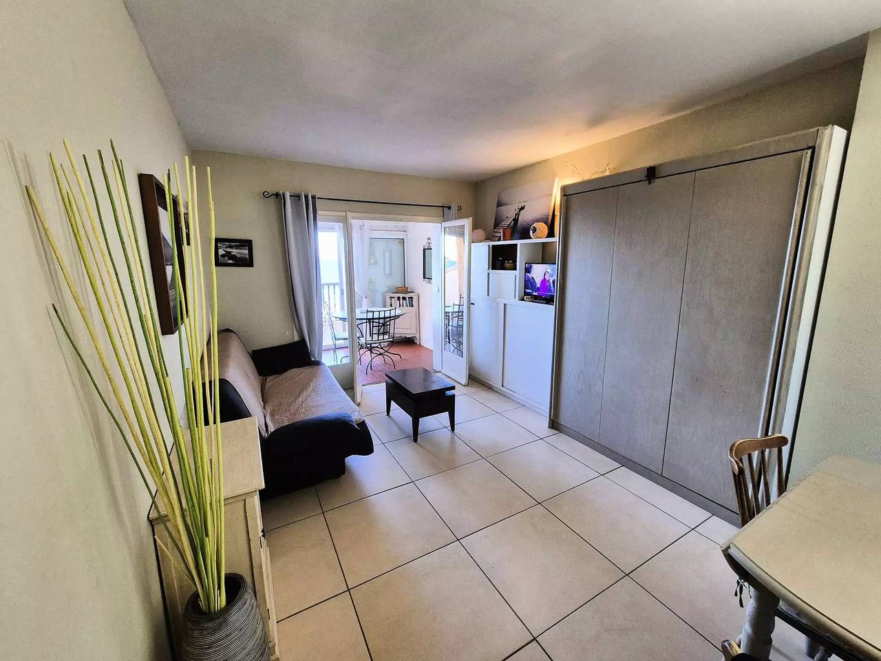 Hel studio-lejlighed, Full sea view, 10 m sandy beach, Brusc, Terrace... in Le Brusc, Six-Fours-les-Plages