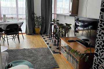 Gîte pour 4 personnes, avec piscine dans Meudon-la-Forêt