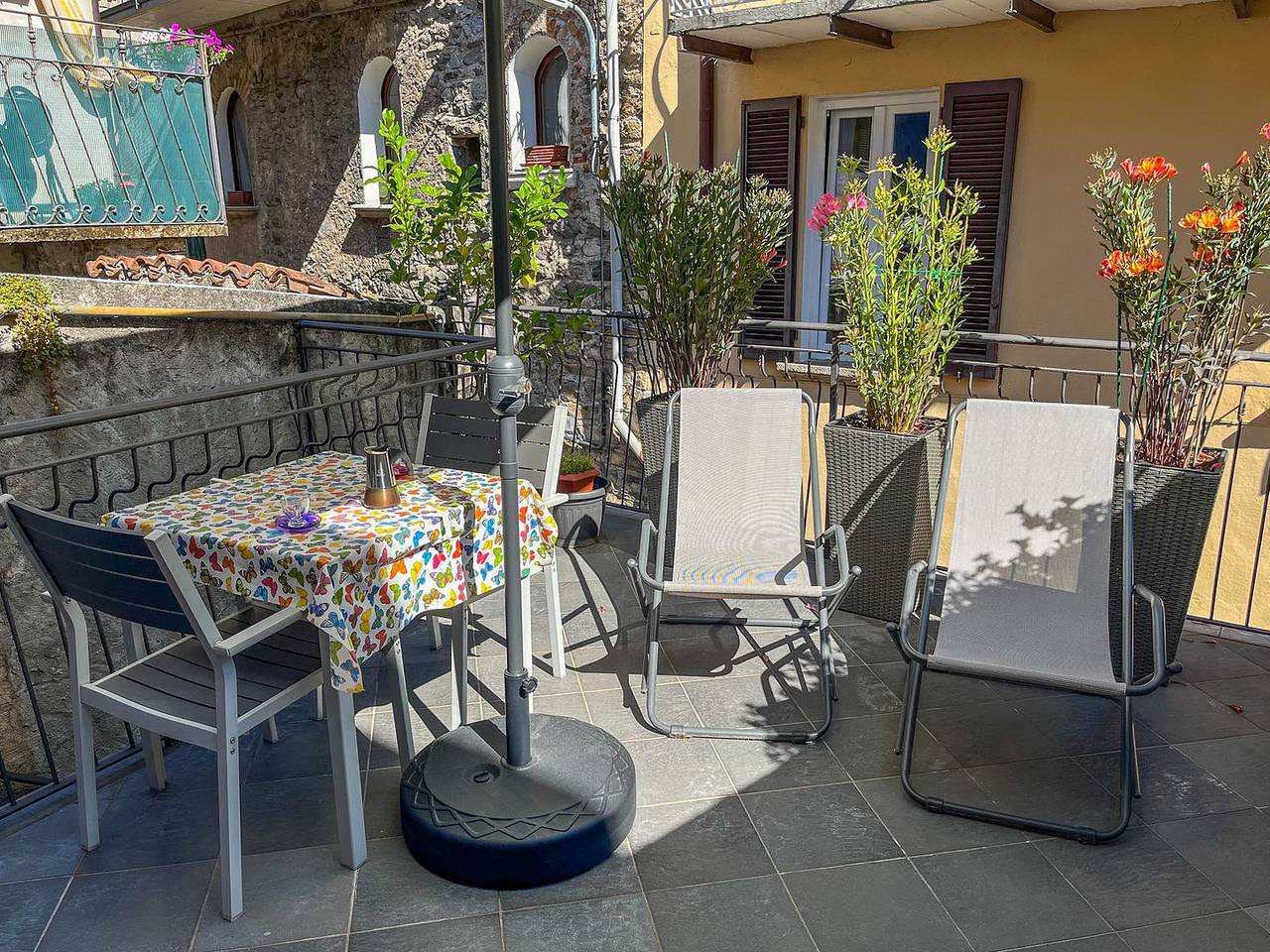 Ganze Wohnung, Studio-Apartment Sale & Pepe in Gravedona, Gravedona ed Uniti