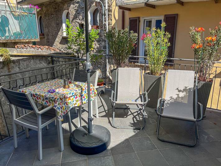 Gîte pour 2 personnes, avec terrasse ainsi que balcon/terrasse et vue à Gravedona - 2