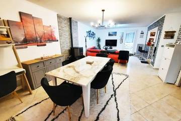 Cottage pour 7 personnes, avec terrasse ainsi que vue et jardin à Chevannes (Essonne)