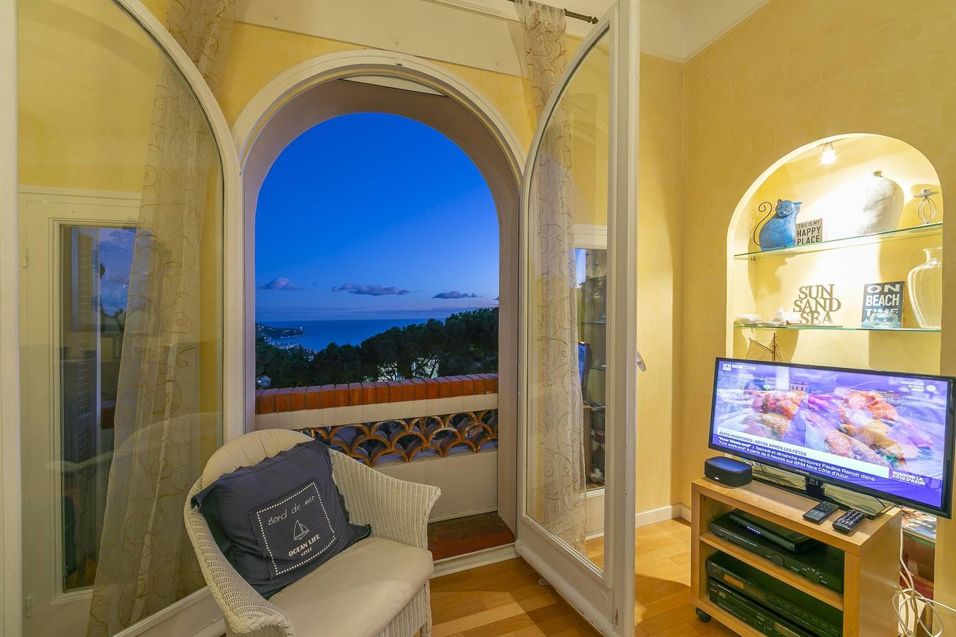 Ganze Wohnung, Villa Montlilin with 1 bedrooms and 1 bathrooms in Villefranche-sur-Mer, Nizza und Umgebung