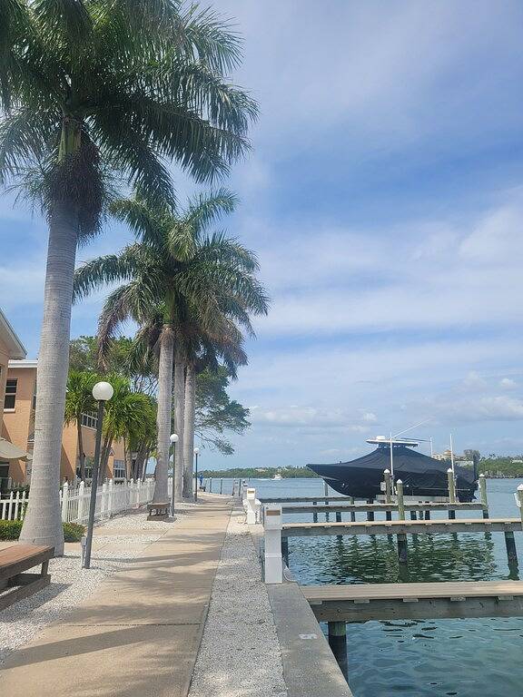 Vacation rental for 4 people, with pool in Indian Shores