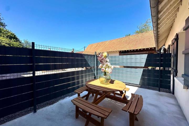 Location de vacances pour 8 personnes, avec terrasse dans Huppy - 3