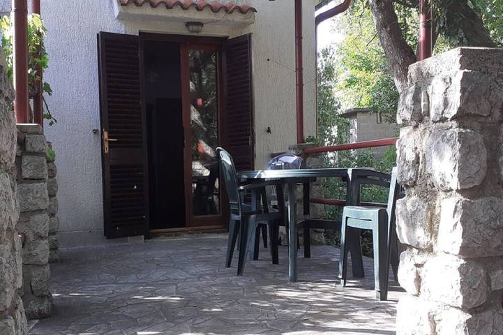 Ferienwohnung für 5 Personen, mit Terrasse