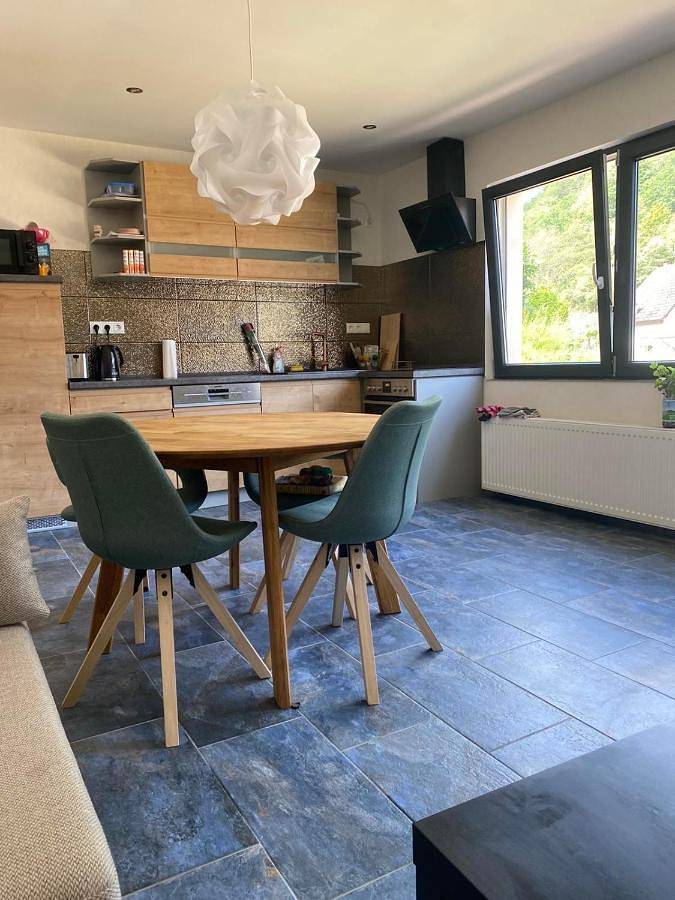 Ferienwohnung für 4 Personen, mit Balkon und Terrasse sowie Garten und Ausblick in Ahrbrück - 3