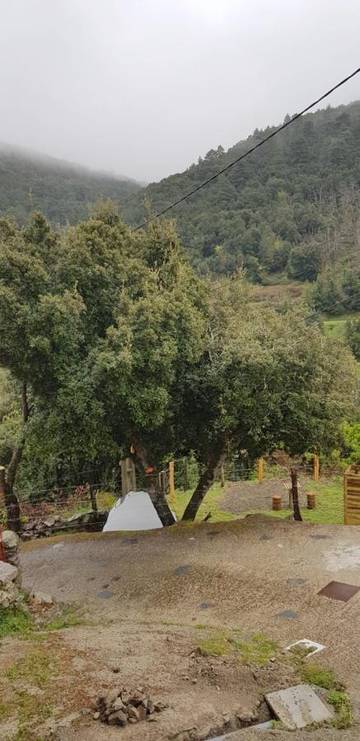 Gîte pour 6 personnes, avec terrasse ainsi que jardin et vue à Santa-Lucia-di-Mercurio