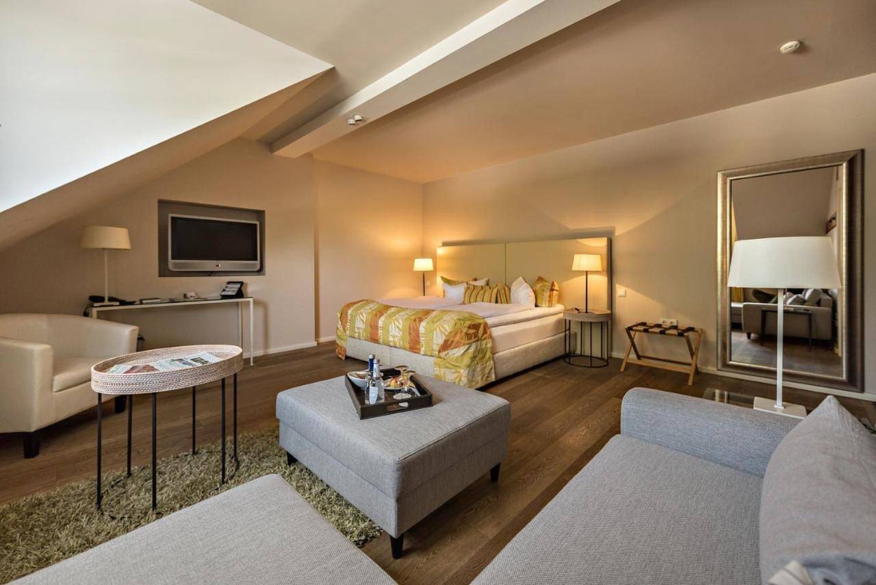 Hotel Zur Linde Dein Self Check In in Wildenbruch, Michendorf