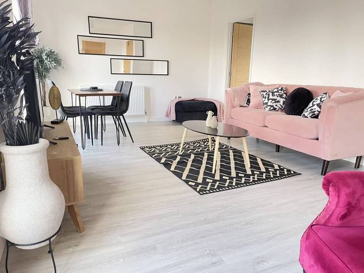 Location de vacances pour 8 personnes, avec jardin et balcon, adapté aux familles à Cambridge