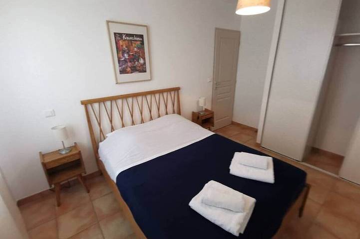 Gîte pour 4 personnes, avec piscine à Cornillon - 2