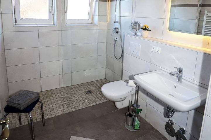 Ferienwohnung für 2 Personen, mit Balkon und Garten - 1