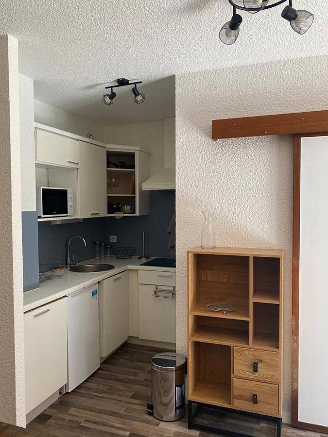 Appartement entier, One-Bedroom Apartment in Douvaine, Région de Thonon-les-Bains
