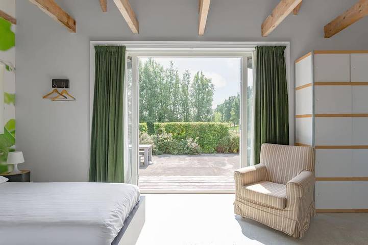 Ganze Wohnung, Sehr geräumige 3-Zimmer-Wohnung in Gehweite zum Zentrum von Workum in Workum, Ijsselmeer