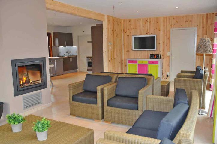 Gîte pour 18 personnes, avec sauna ainsi que terrasse et jardin à Houyet - 3