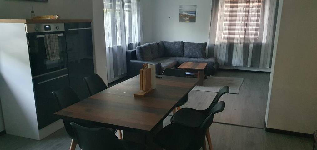 Ferienwohnung für 5 Personen, mit Ausblick und Garten - 1