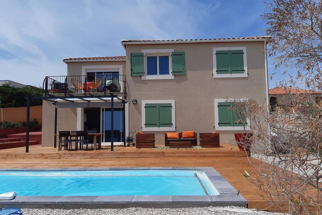 Appartement entier, Maison avec vue sur la mer et avec piscine à Fitou in Fitou, Côte méditerranéenne (France)