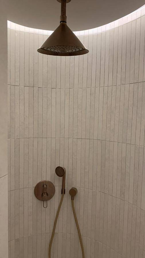 Hôtel pour 4 personnes, avec piscine ainsi que jardin et sauna à Limonest - 4